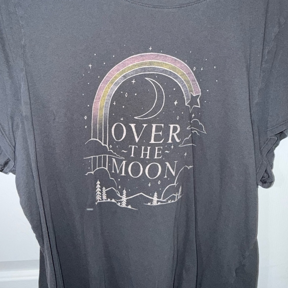 Old Navy Charcoal Graphic Tee with Pastel Rainbow